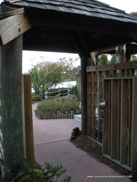 Caribbean Cay gate